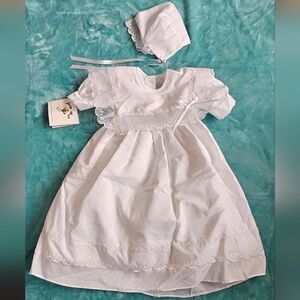 Charming White Kids Formal Dress with Bonnet